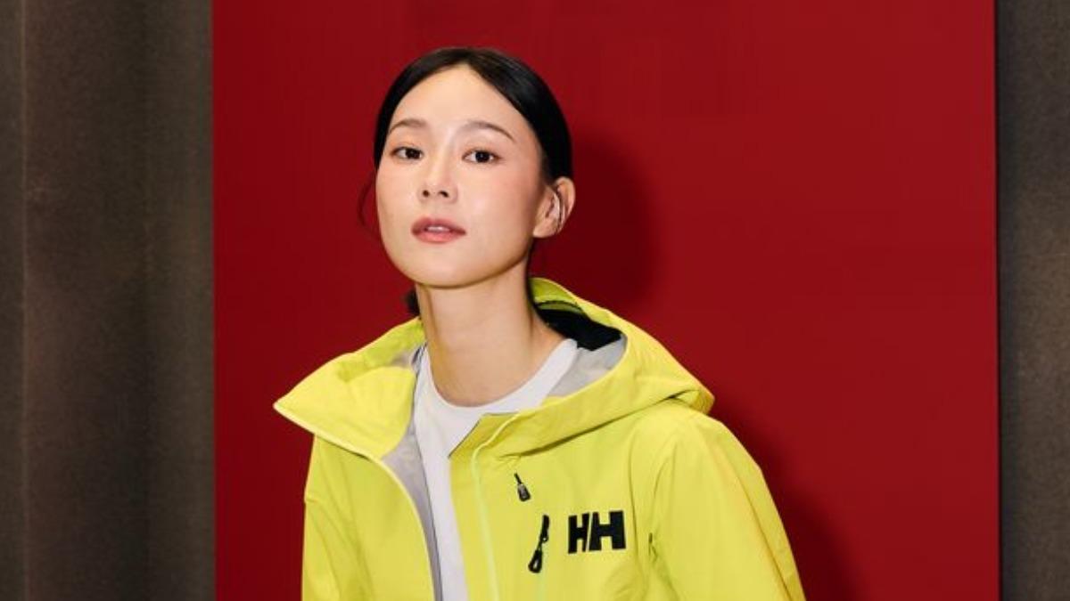 2年前否認交往！鍾瑶「牽手型男攝影師」爆熱戀　甜蜜互動全被拍