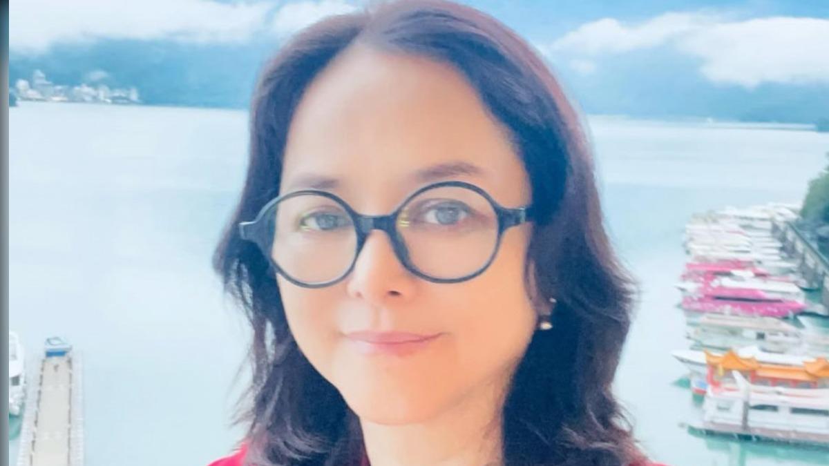 香港玉女女星罕見現身台灣 52歲葉蘊儀罕吐近況:非常快樂