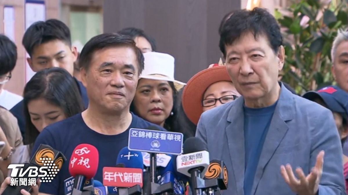 趙少康槓上張亞中！學者曝背後盤算「劍指這人」：搶深藍選票