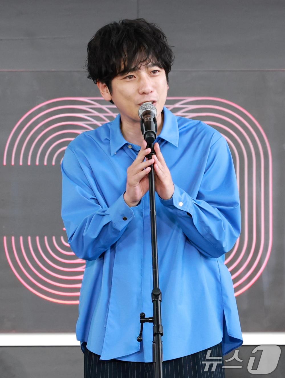 釜山影展/二宮和也1句話全場笑了! 喊話進軍國際:換我去韓國│TVBS新聞網