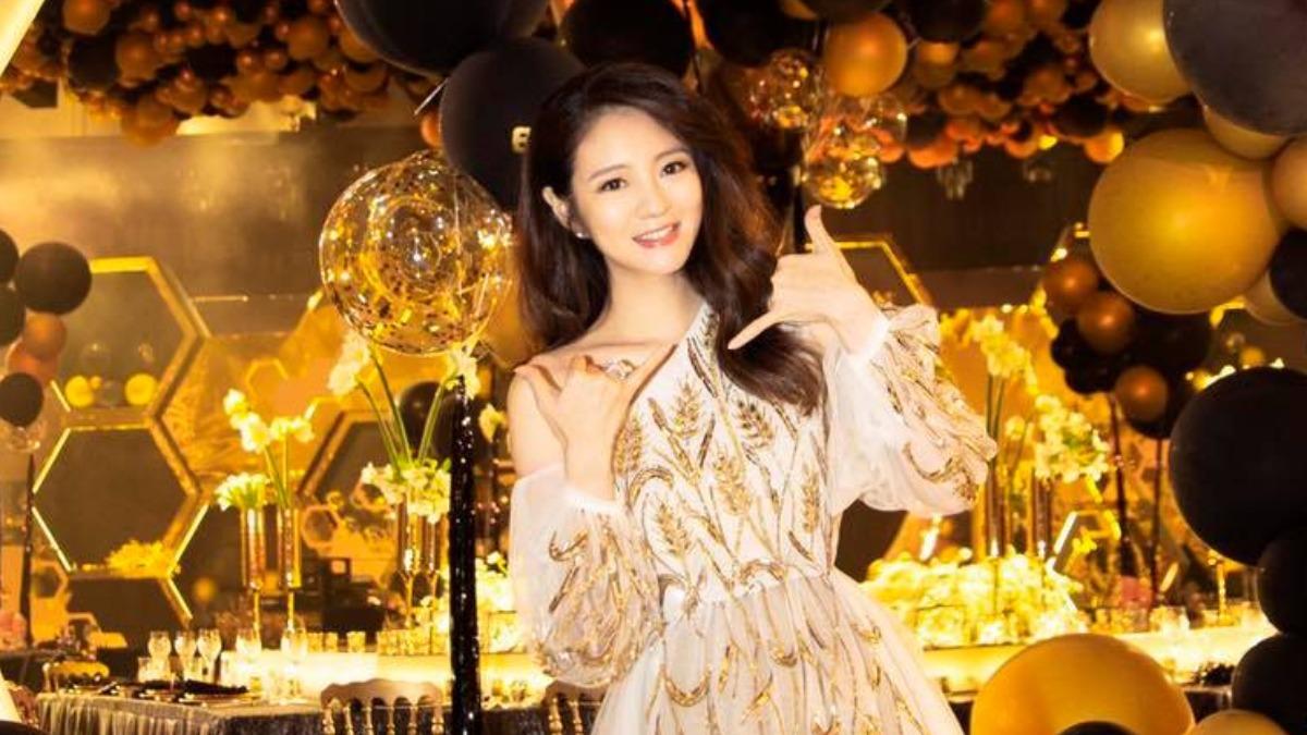 安以軒家族資產雄厚，演藝事業也很成功。（圖／翻攝自安以軒臉書）