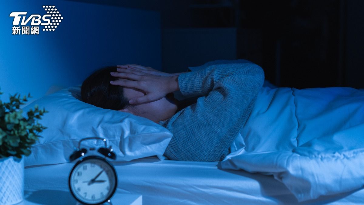 睡不好!身體慢性發炎 營養師揭人易變胖、皮膚差等4大警訊
