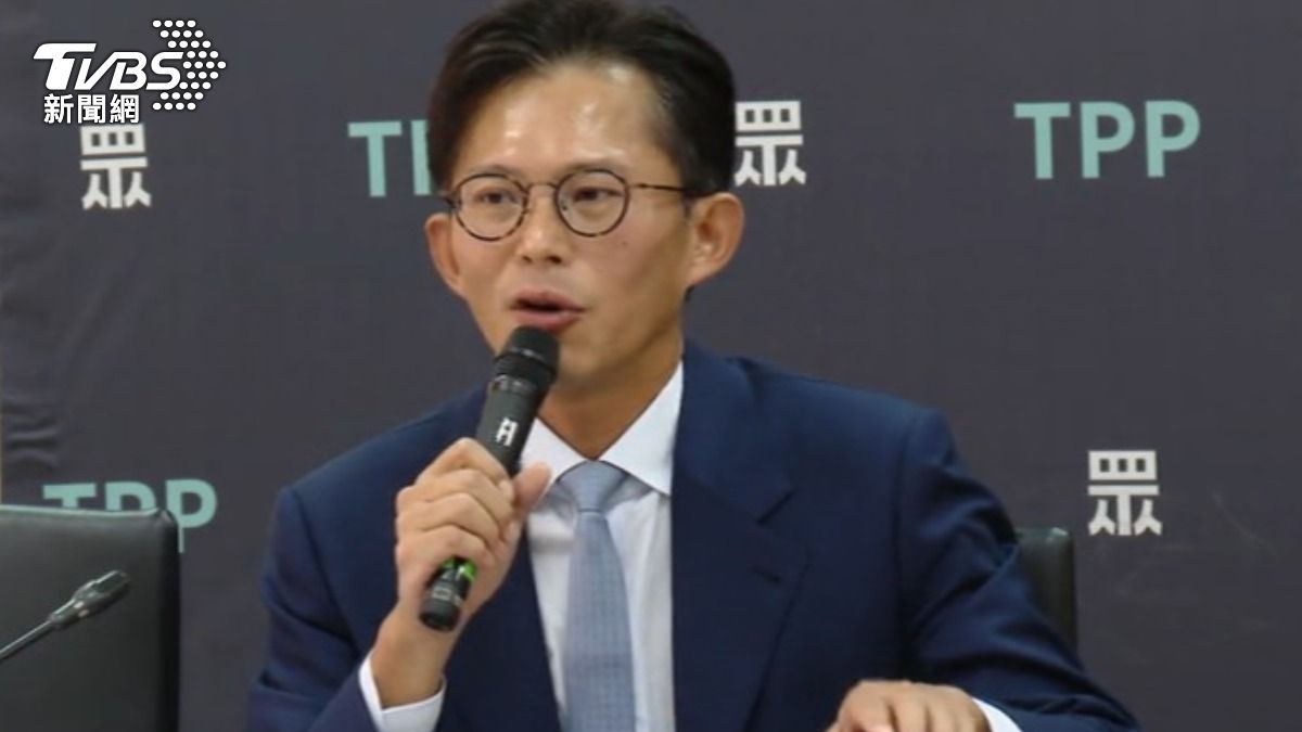 民眾黨主席黃國昌表示，綠營政治人物提告被打臉後都沒一句抱歉。（圖／TVBS）