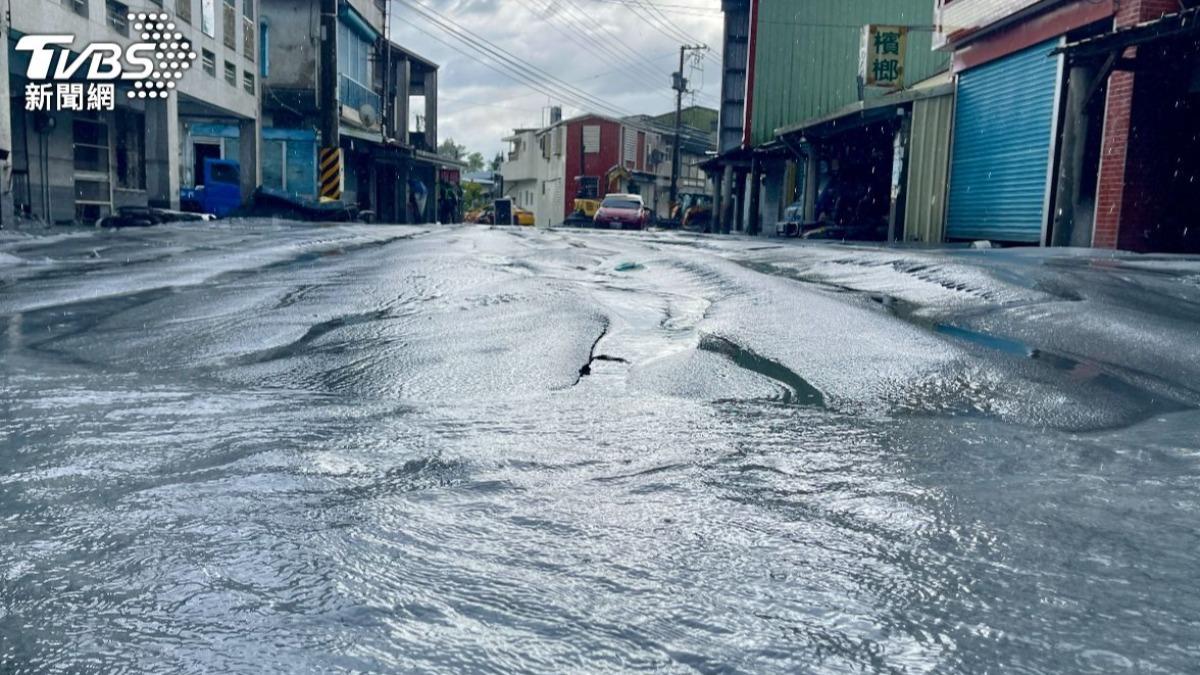 Re: [新聞] 送醫療用品到花蓮！護理師「帶太多」