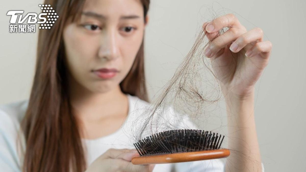 換季狂掉髮!營養師揭「4食物」能防禿 養出健康秀髮不易斷