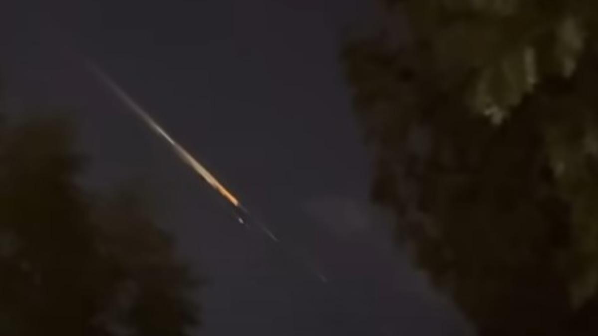 加州夜空驚現「神秘火球」！2百人目擊通報　竟是馬斯克衛星墜毀