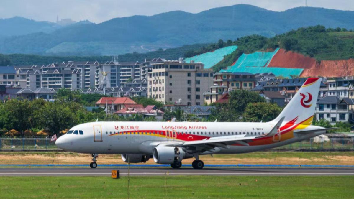 飛機提前15小時飛！乘客怒批離譜　航空公司：不會賠償