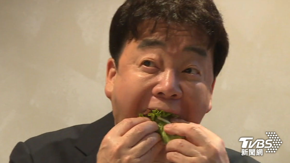 白種元台北現身!「菜包肉」教學全場搶拍 爭議風波後低調避談│TVBS新聞網