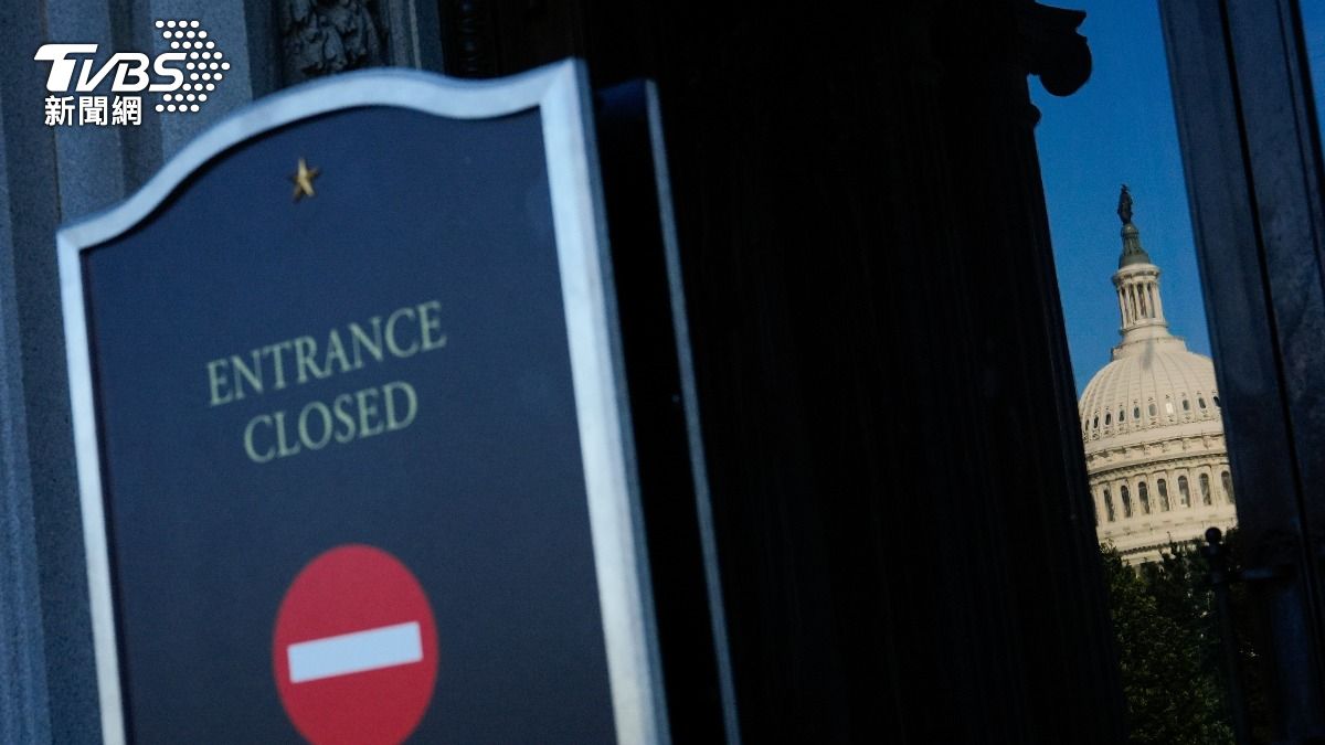 美國政府關門遊客吃閉門羹！ 75萬公務員被迫無薪假│TVBS新聞網
