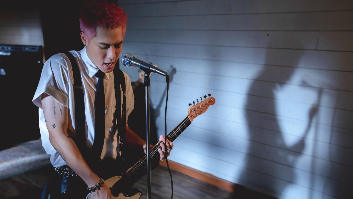 周湯豪新專輯數位上架一度延期，讓粉絲忍不住抗議。（圖／環球音樂提供）