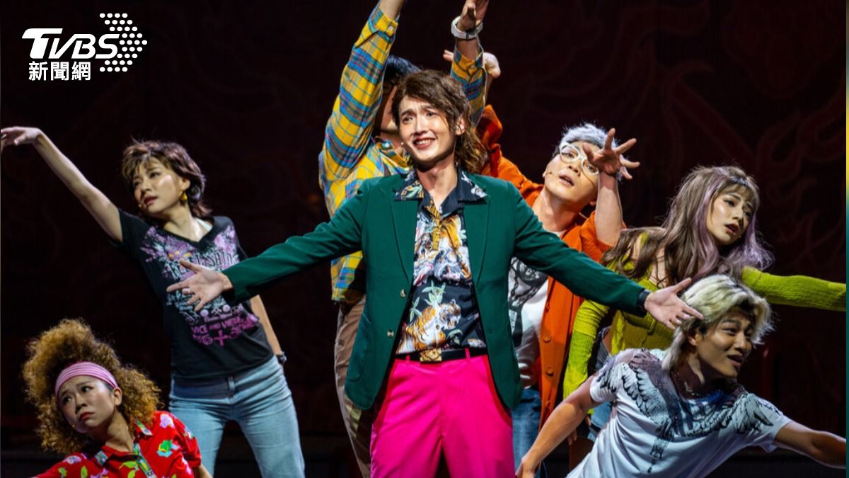 台語饒舌音樂劇「別叫我成功：藝術界歸來的兒子」3日在台北表演藝術中心登場，藉角色對話鋪陳世代間的理解與衝突。（圖／中央社）