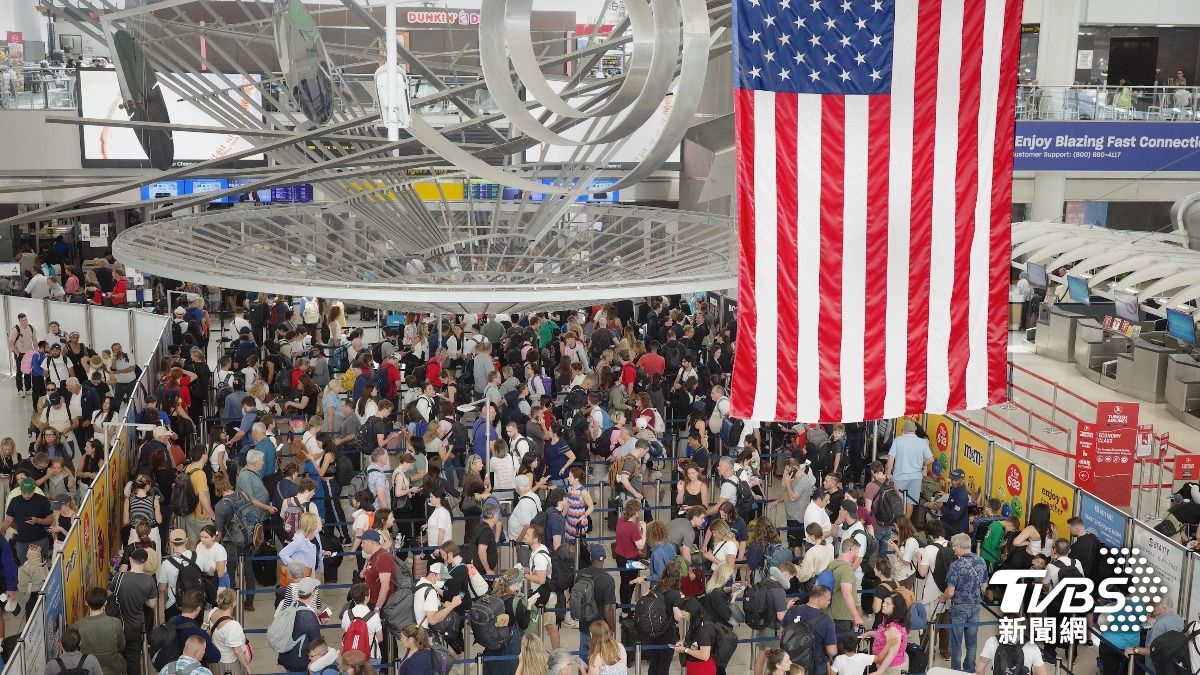 空巴召回適逢感恩節假期!美600萬旅客受影響 澳洲機場大亂