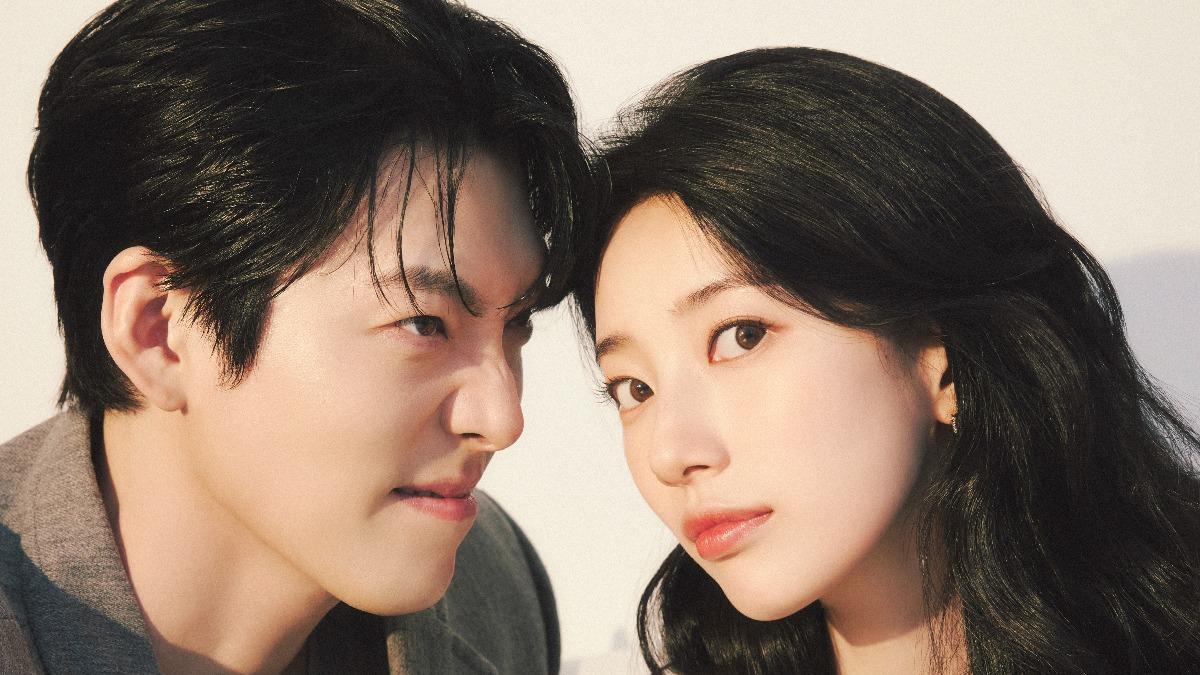 金宇彬（左）、秀智為主演作品《許願吧，精靈》受訪。（圖／Netflix提供）