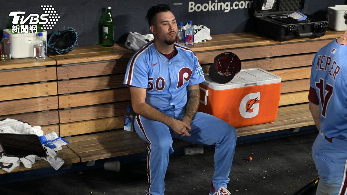 費城人牛棚投手發生關鍵失誤，目送道奇晉級國聯冠軍賽。（圖／達志影像路透社）