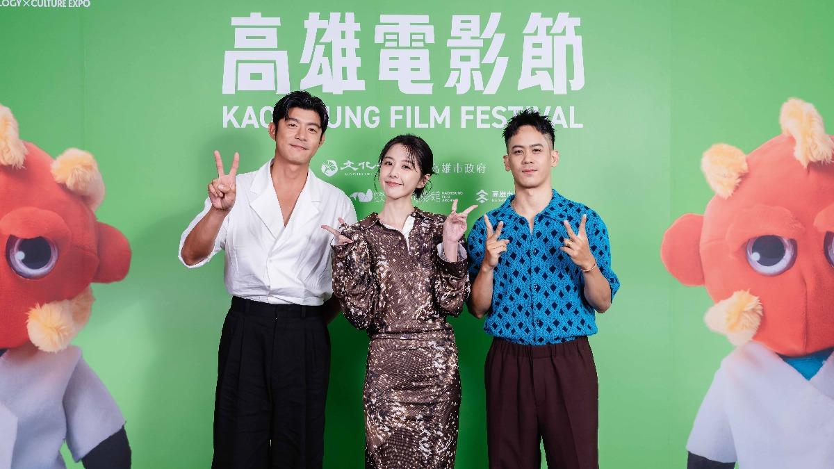 王柏傑、邵雨薇、李淳在《動物園》中飾演動物保育員，跟真的動物們對戲。（圖／高雄電影節提供）