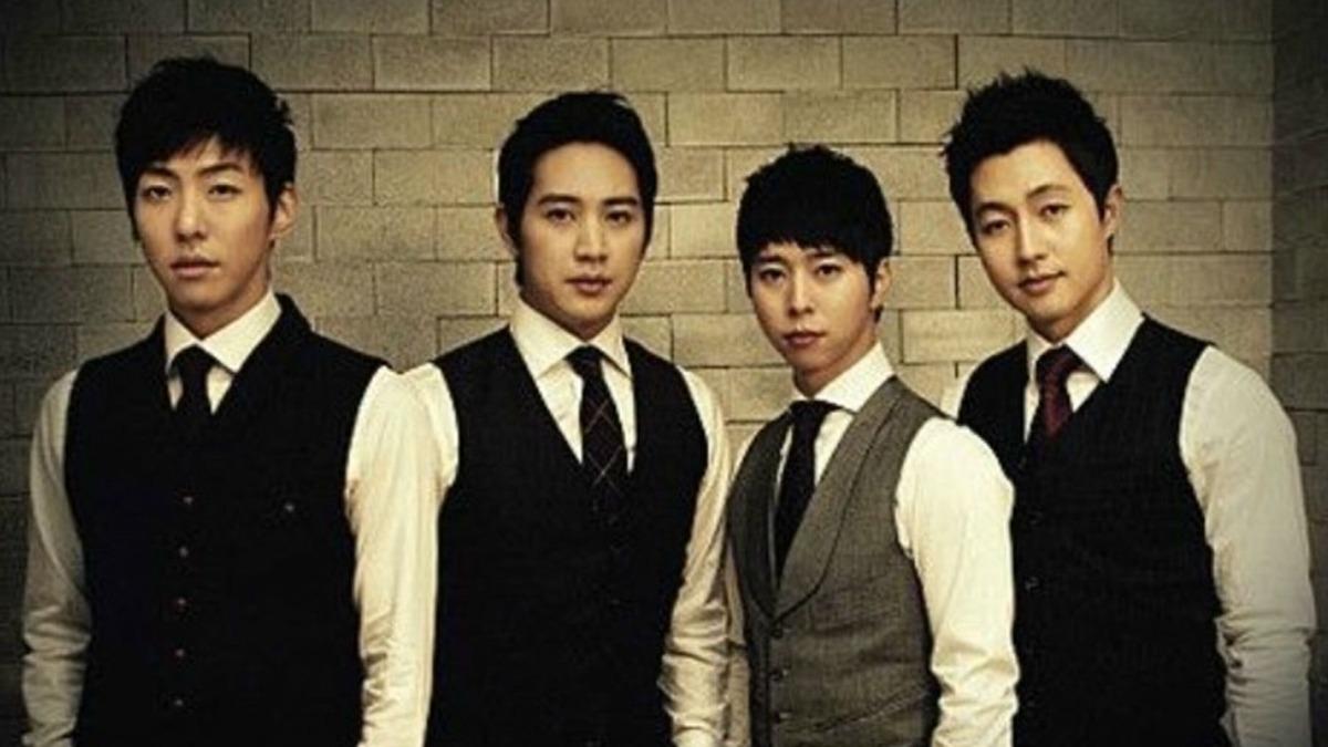 F-iv主唱張海英（左二）癌症過世。（圖／翻攝自韓網）