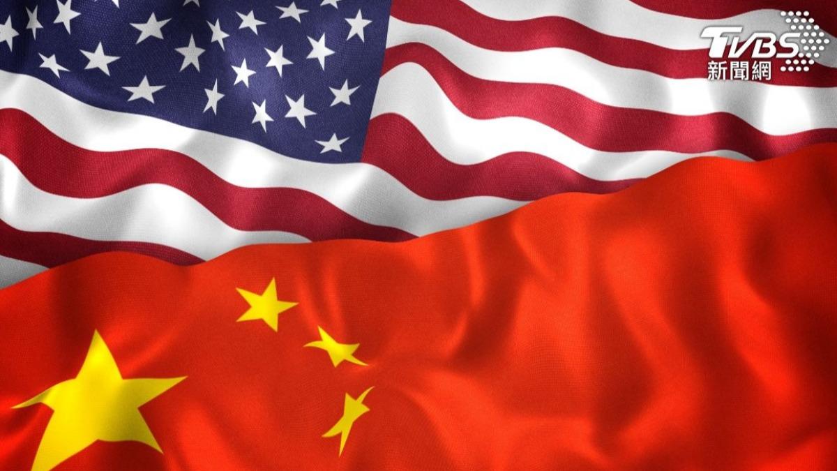美國總統川普今宣布對中國加徵100%新關稅，美中關係再度緊張升溫。（示意圖／shutterstock達志影像）