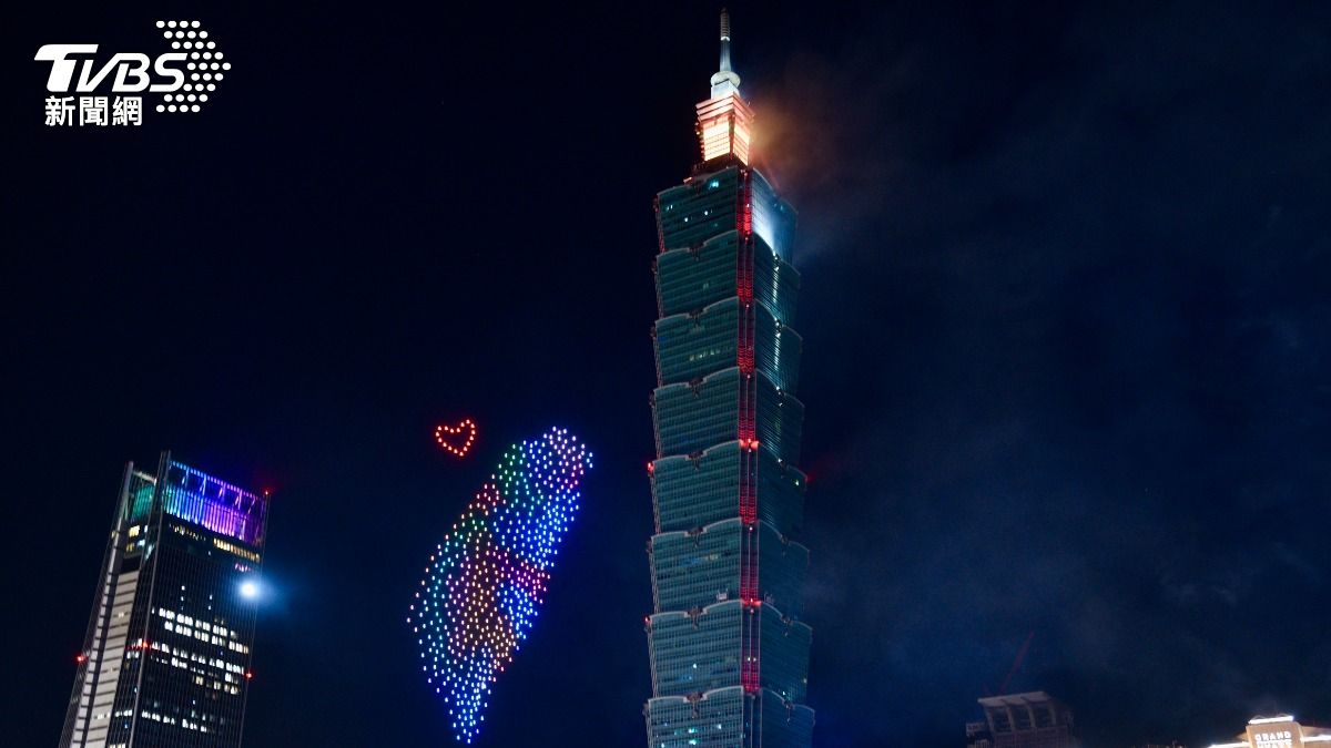 台北101國慶展演獲好評！賈永婕「驚喜宣布加碼」：今明都有