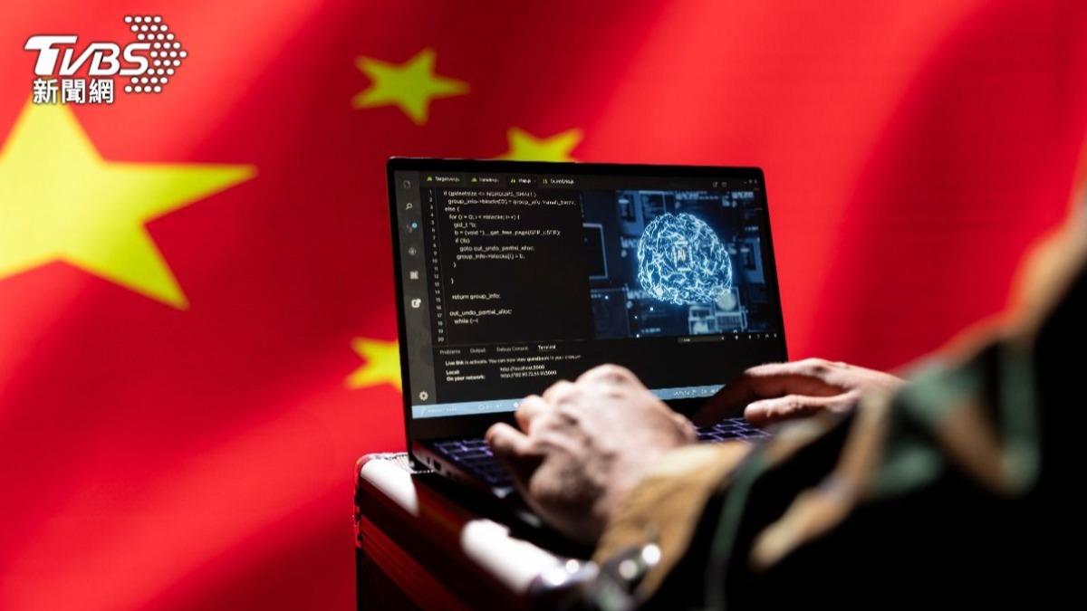 海軍士兵為賺3.8萬竟翻拍機密給中共女特工。（示意圖／shutterstock達志影像）