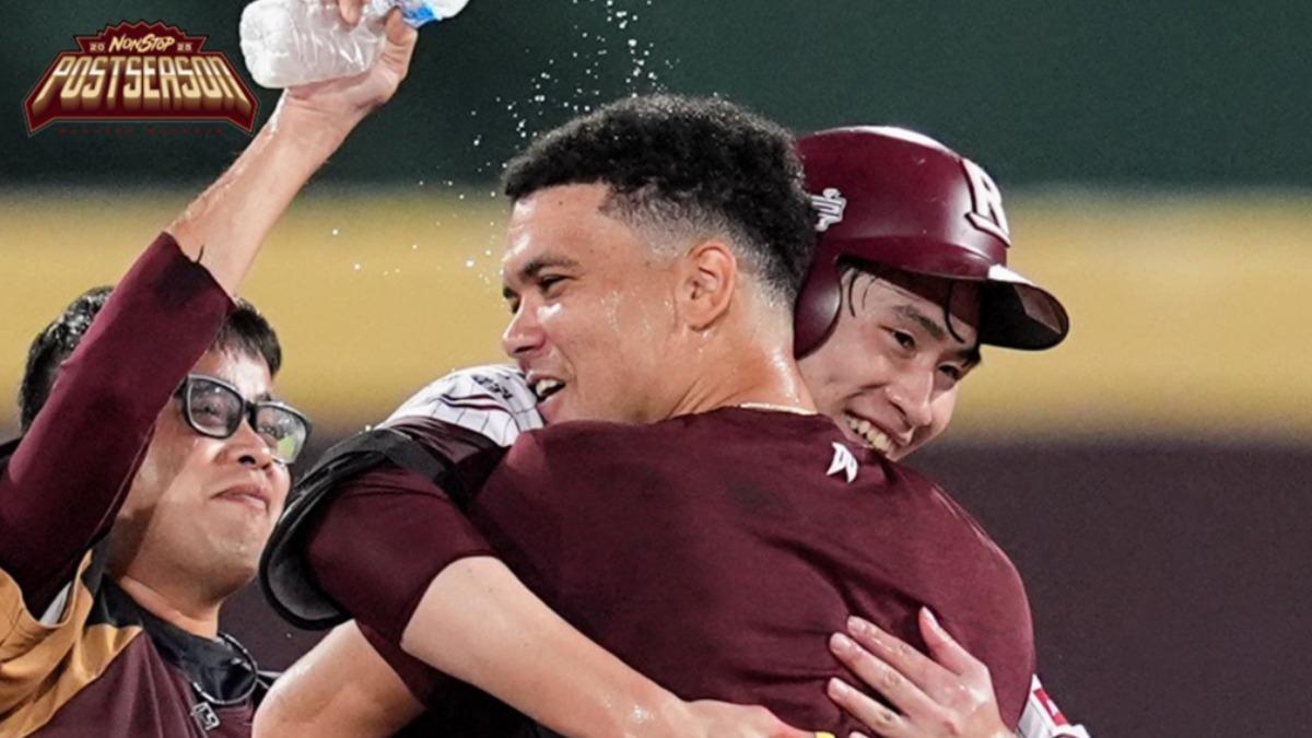 昨（11）日樂天終場以7:6拿下中職季後挑戰賽的第1勝。（圖／翻攝自樂天桃猿臉書粉專）