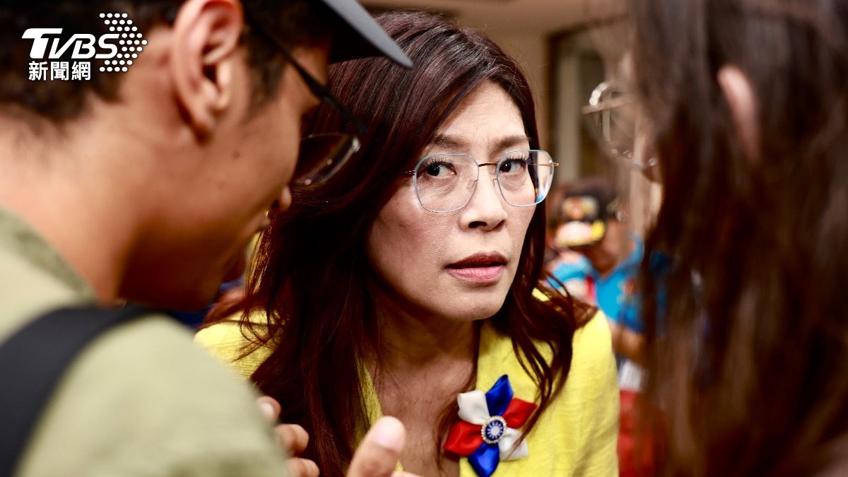 鄭麗文提「普欽不是獨裁者」　吳志中笑回：照這邏輯海珊也不是