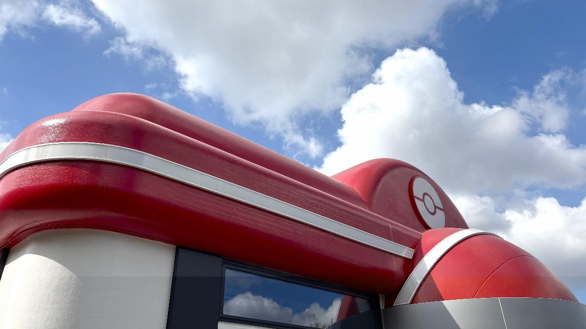 訓練家的秘密冒險據點「草紗鎮」。（圖／翻攝自X@PokeParkKANTOjp）