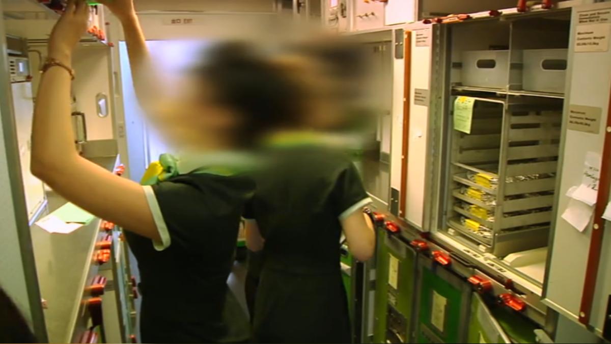 嚴管!請假「扣考績禁調班」 長榮空服:間接懲罰