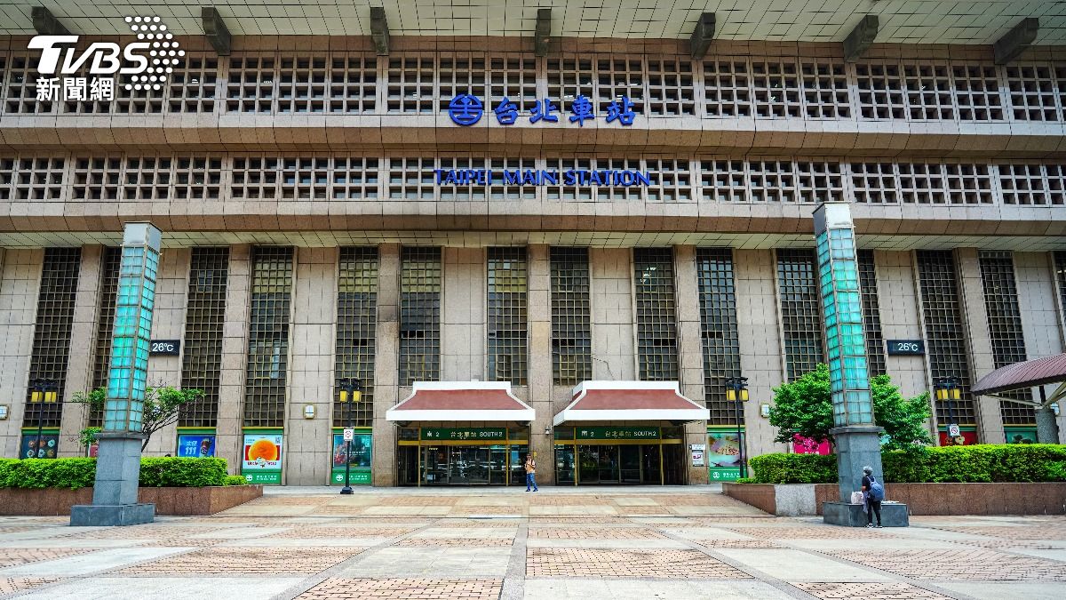 台北車站發生事故！女子落軌「及時獲救」　頭濺血急送醫
