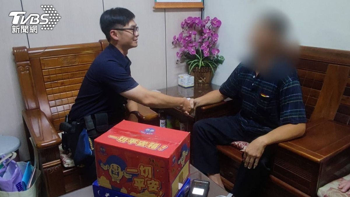 台中市西屯區一名21歲王姓男子，家中屬低收入戶，要撫養3名長輩，結果又遇到工安意外。（圖／TVBS）