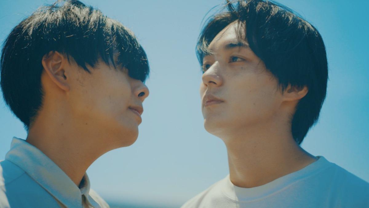 Adult family的歌名就叫做〈你的雞雞幾公分？〉相當炸裂。（圖／翻攝自Adultfamily_da推特）