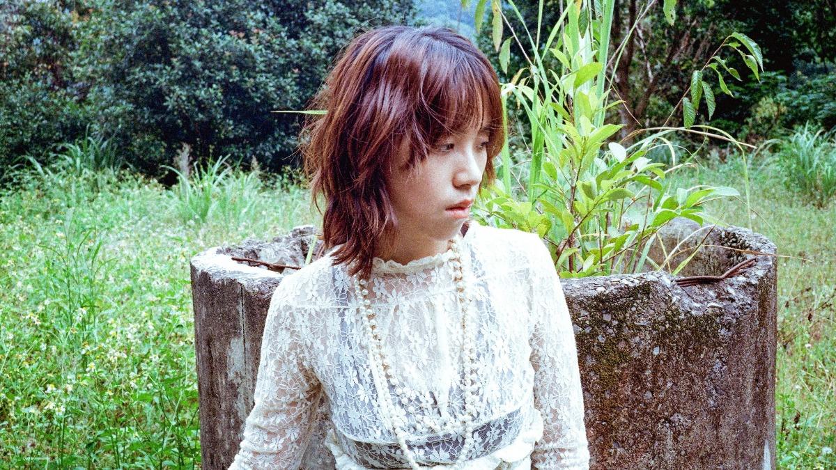 羊駝小姐是台大電機系碩士生，勇闖音樂夢獲得媽媽力挺。（圖／華風數位提供）