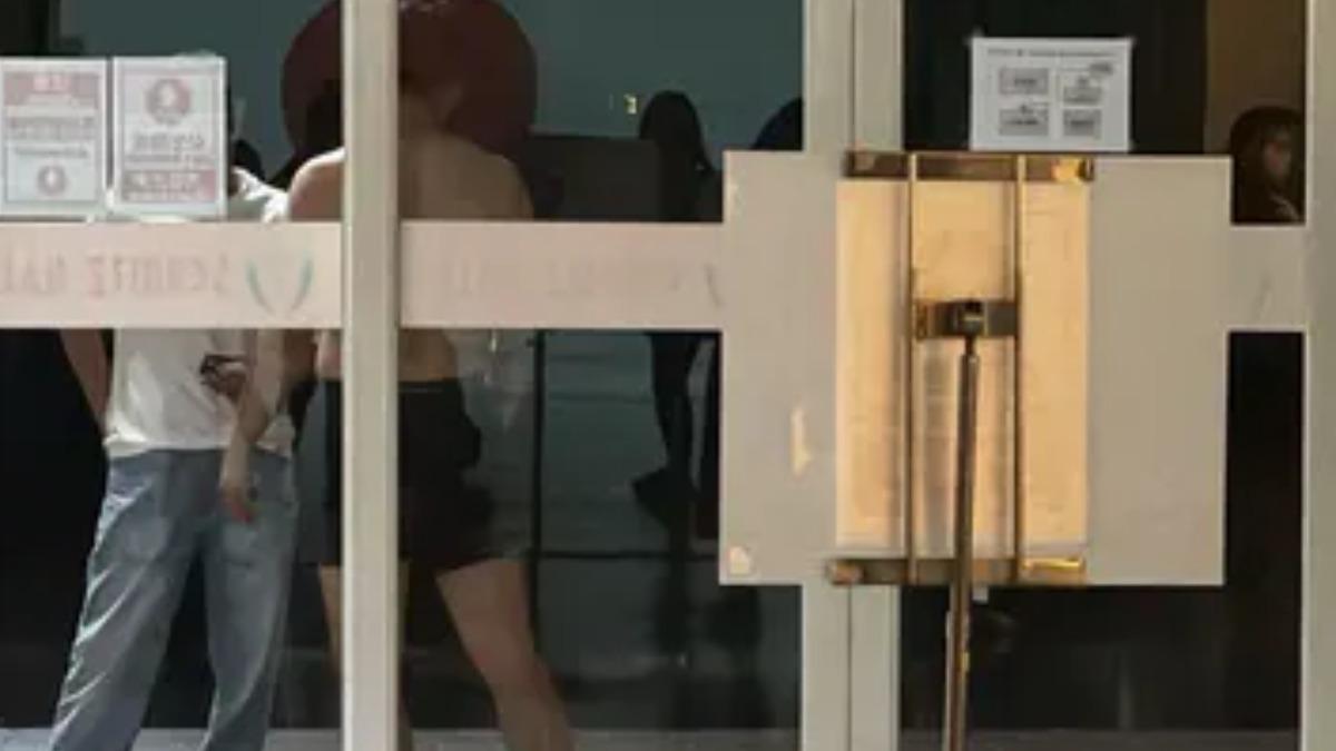 台中-靜宜大學-女生宿舍-靜宜大學宿舍-靜宜大學宿舍希嘉-靜宜大學女宿舍-醉漢闖女宿舍-醉漢闖女宿舍脫褲-醉漢靜宜大學-醉漢闖靜宜大學