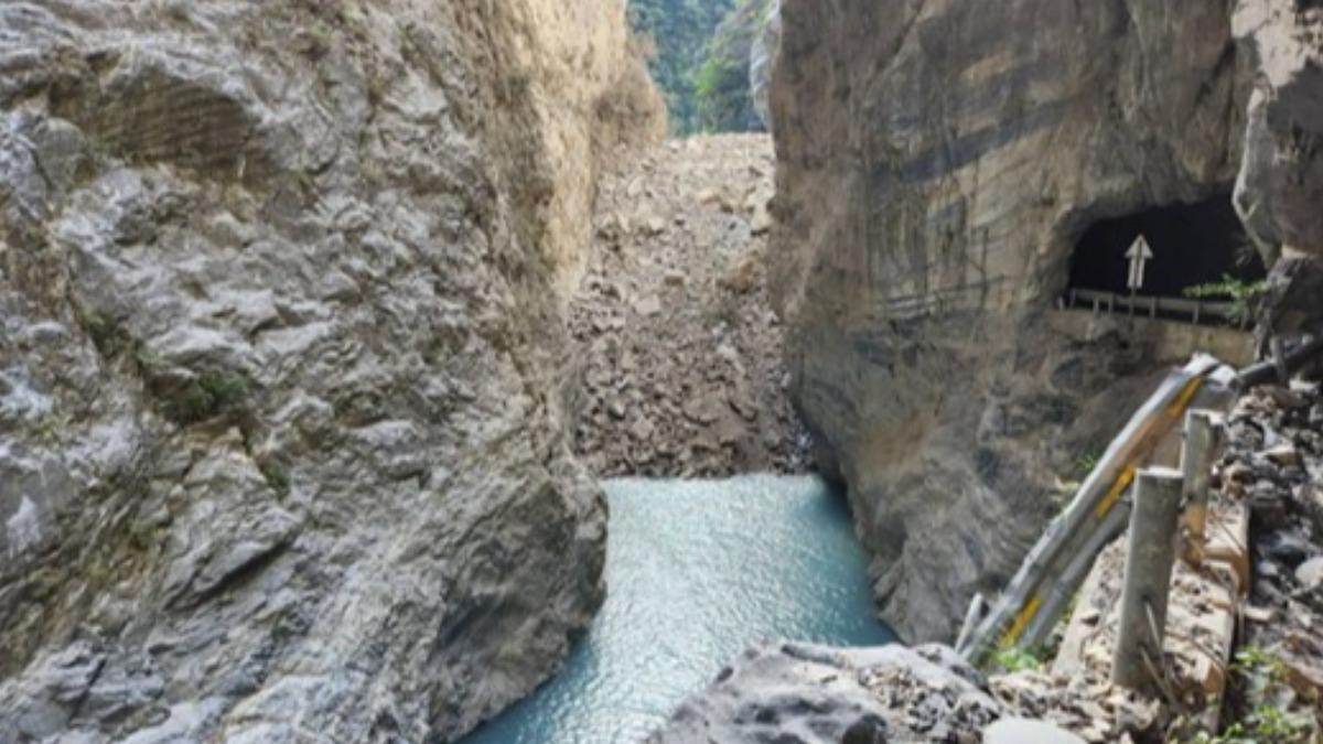燕子口堰塞湖-堰塞湖-太魯閣-立霧溪