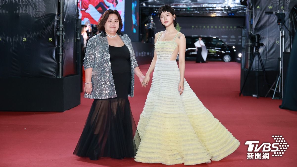 金鐘60／是我先看到的！林廷憶側面「大片肉色」　胖姐鍾欣凌超霸氣