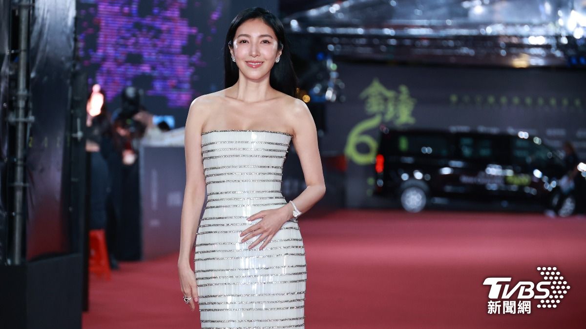 金鐘60／楊謹華火辣禮服驚豔紅毯　主持人「一句話」當場尷尬了