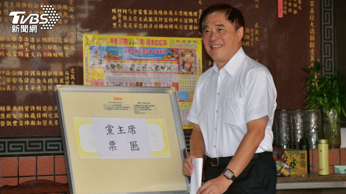 藍營縣市長選前紛力挺！郝龍斌無緣黨魁　沈富雄揭最大主因