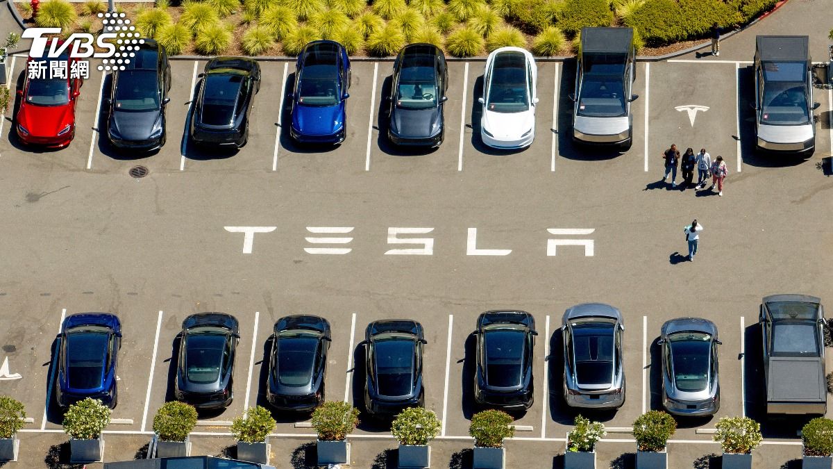 特斯拉獲利跌、Netflix稅務問題 利空籠罩 美股3指數均跌