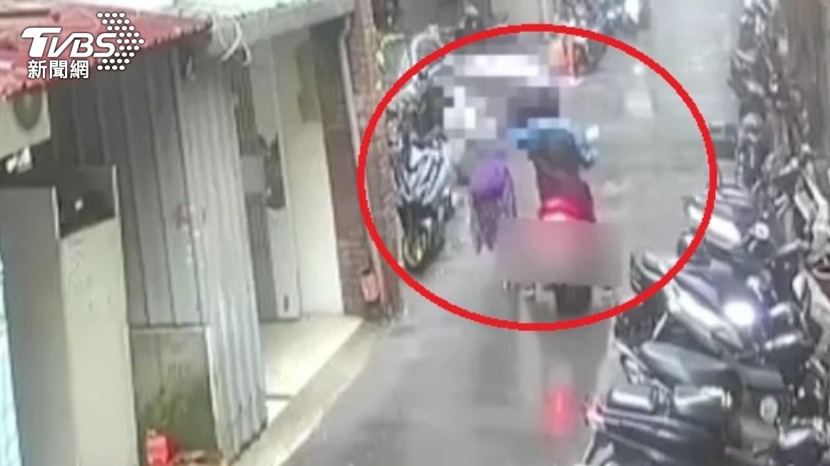 萬華驚傳搶劫!男扯6旬婦金項鍊 變裝撐傘28小時落網