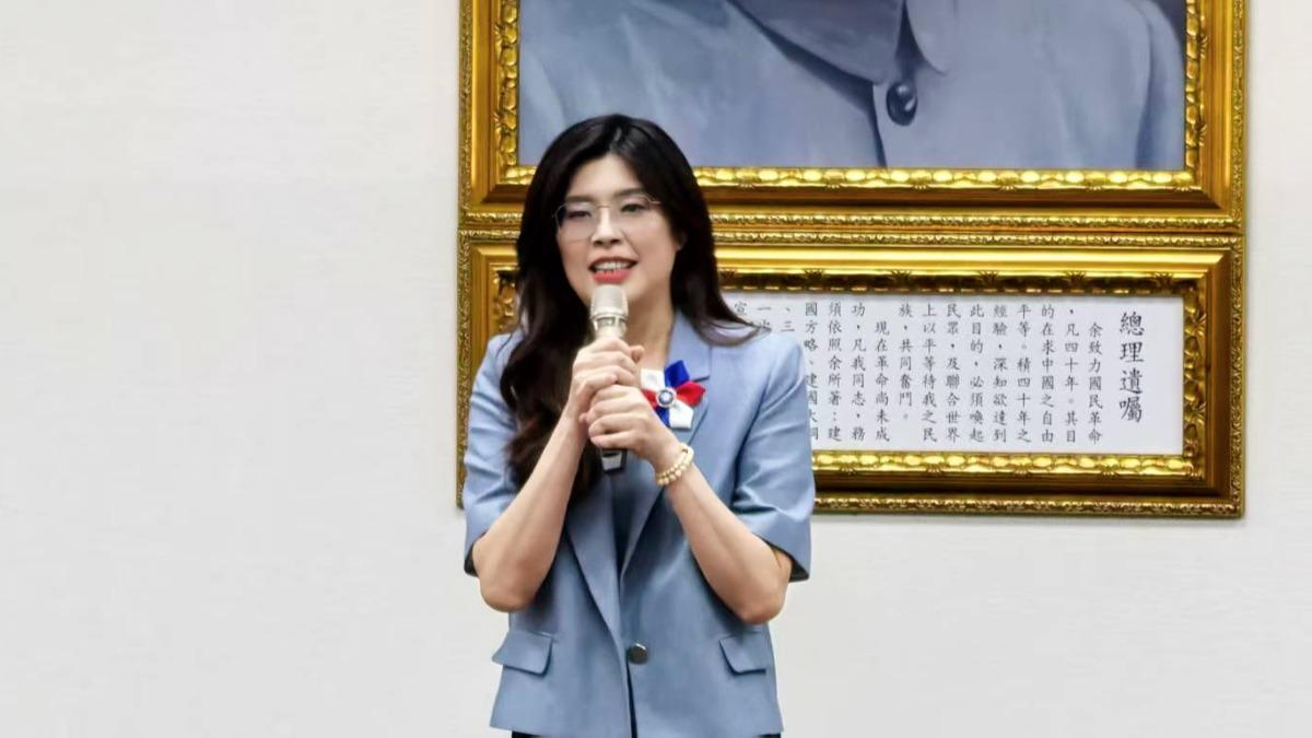 鄭麗文貴人運極旺!命理師預言「1關鍵」:若熬得過戰力恐爆表