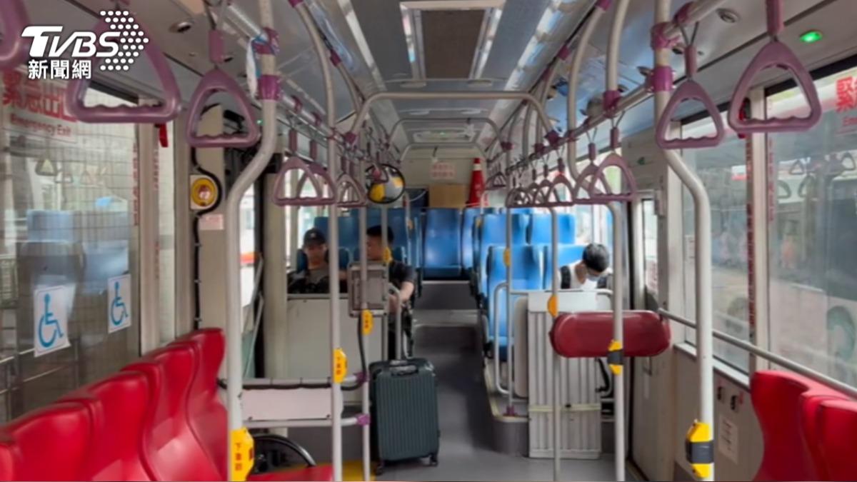 網爆桃客「劉姓司機」是慣犯!被控只投13元 怒倒百元銅板反擊