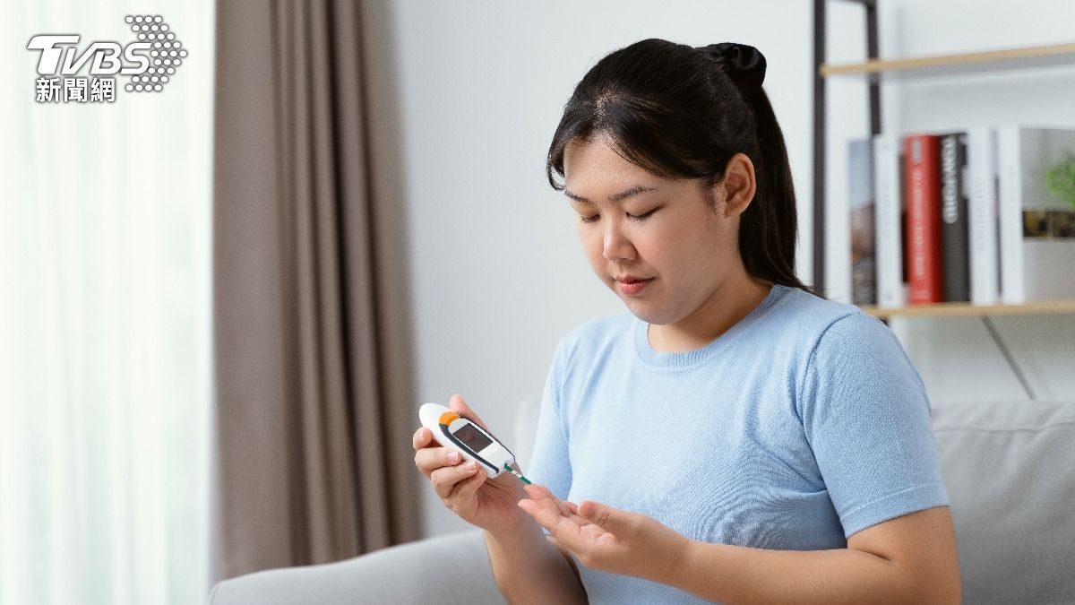 14歲糖尿病找上門！國中生三餐「吃這些」　母泣：害慘她一輩子