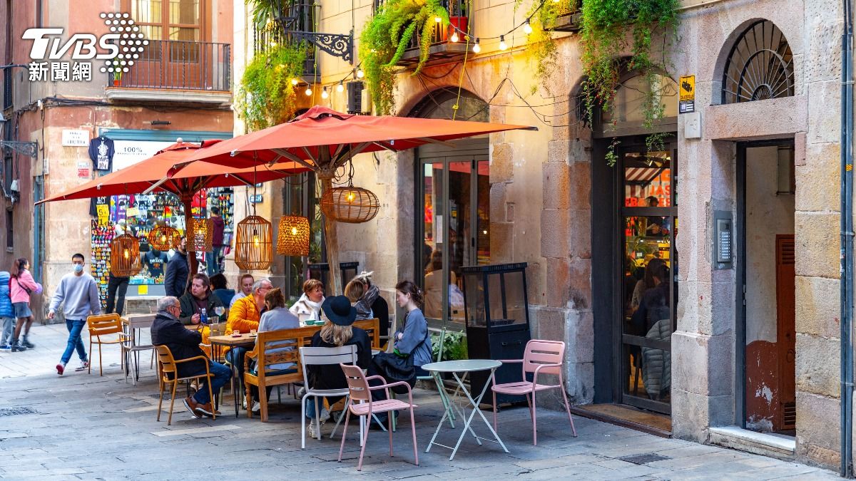 西班牙爆戶外椅竊案！才2月逾千張座椅被偷　總市值達214萬