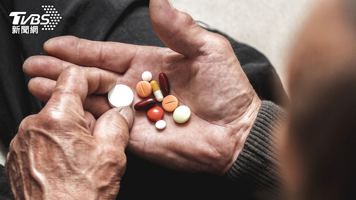 長者抗生素風險高!醫揭「4用藥重點」:不當服藥恐細菌感染