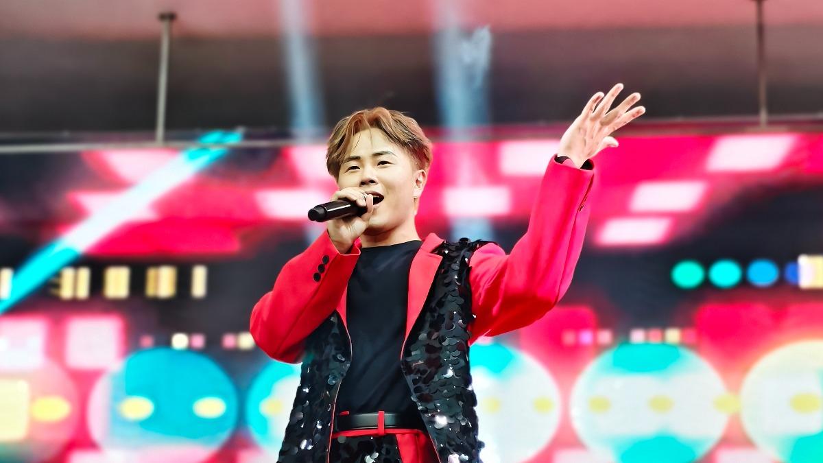 陳孟賢尾牙人氣王「商演邀約破50場」 紅到新加坡!表演爽收7萬元紅包