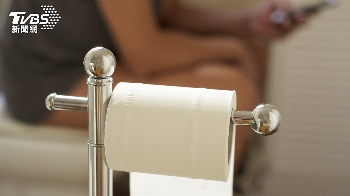 大腸癌年輕化!專家揭「7大排便異常」要留意:早期徵兆一次看