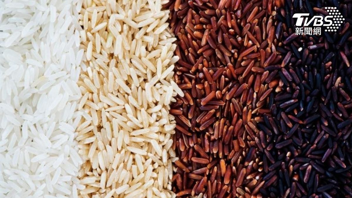 吃紫米飯健康?醫曝「關鍵真相」:便利店的御飯糰熱量更低
