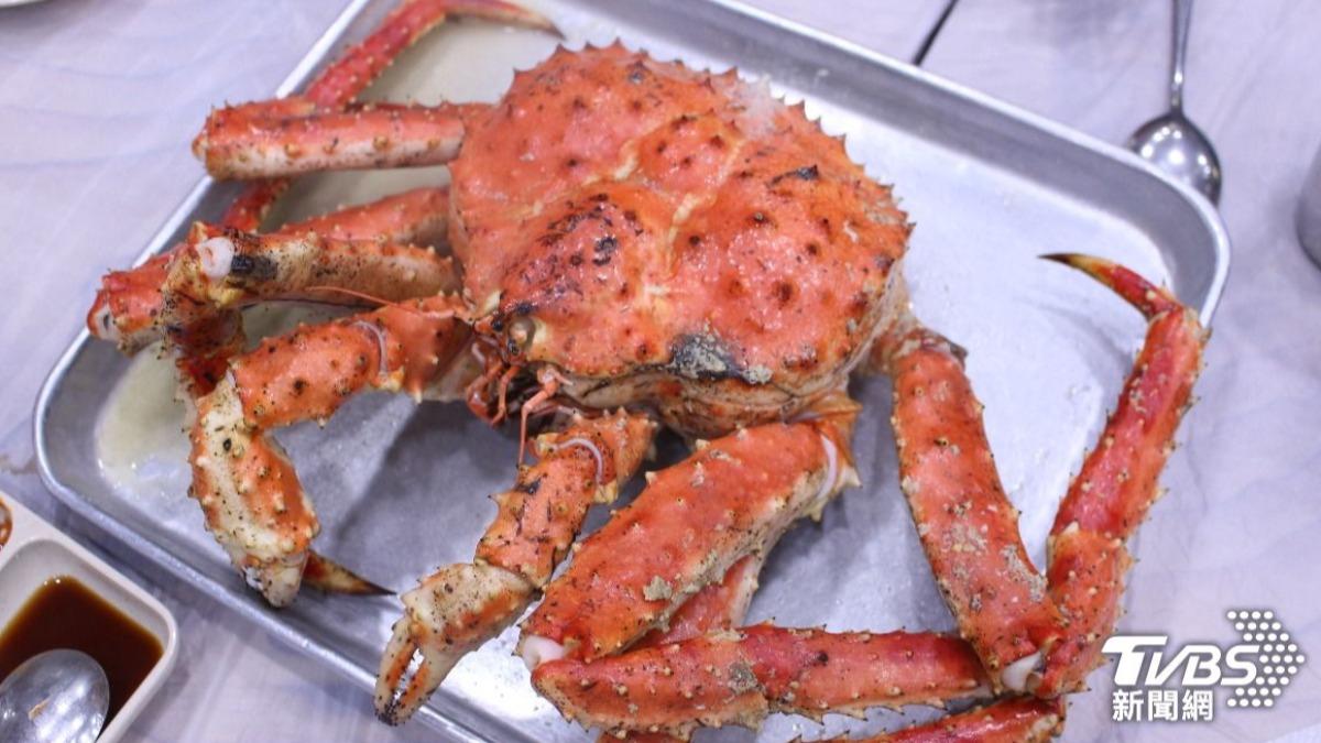如何挑「滿膏鮮甜」螃蟹？看1部位就好　網：不沾醬就好吃