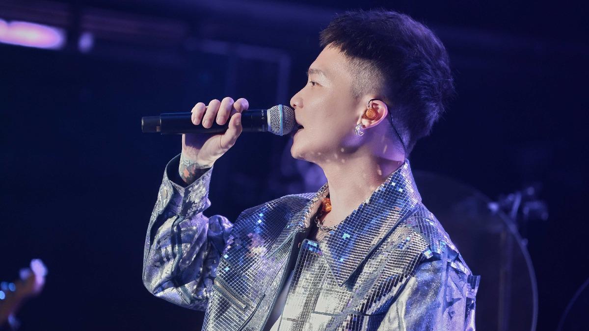 樂手太帥!蕭秉治粉絲「這舉動」 傻眼吃醋:跑票喔?