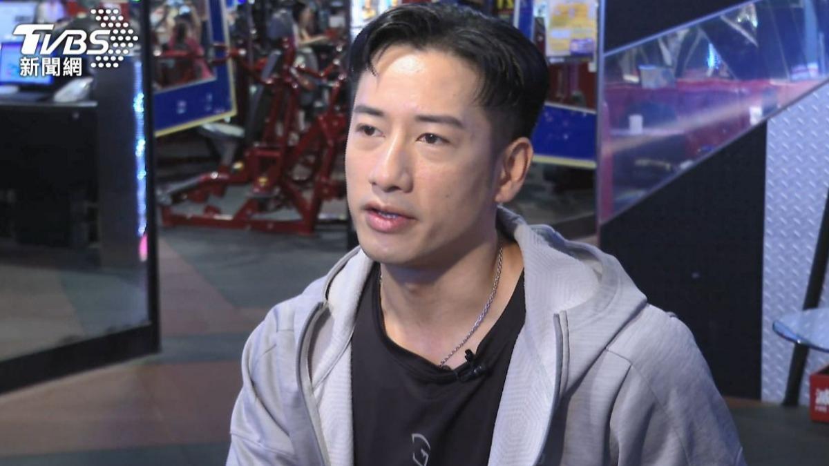 男星周孝安涉酒駕!酒後移車被抓包「酒測超標」遭送辦