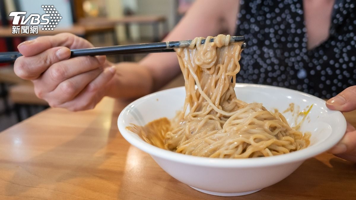 7成上班族有感:外食「這餐」漲幅最多!8成忙到三餐不正常